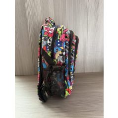 Színes Szörnyecskés Iskolatáska/Hátizsák